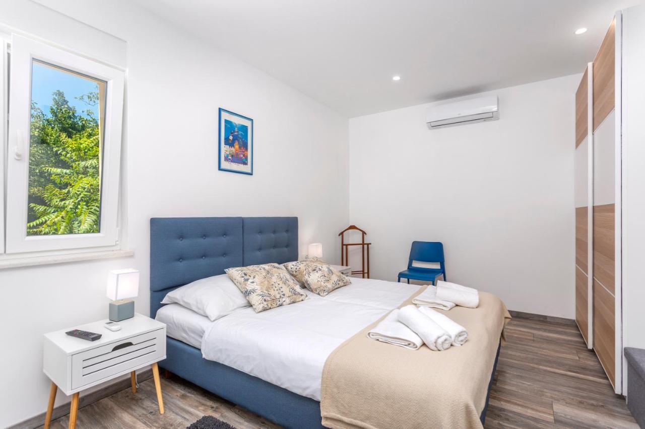 Spin Apartment *